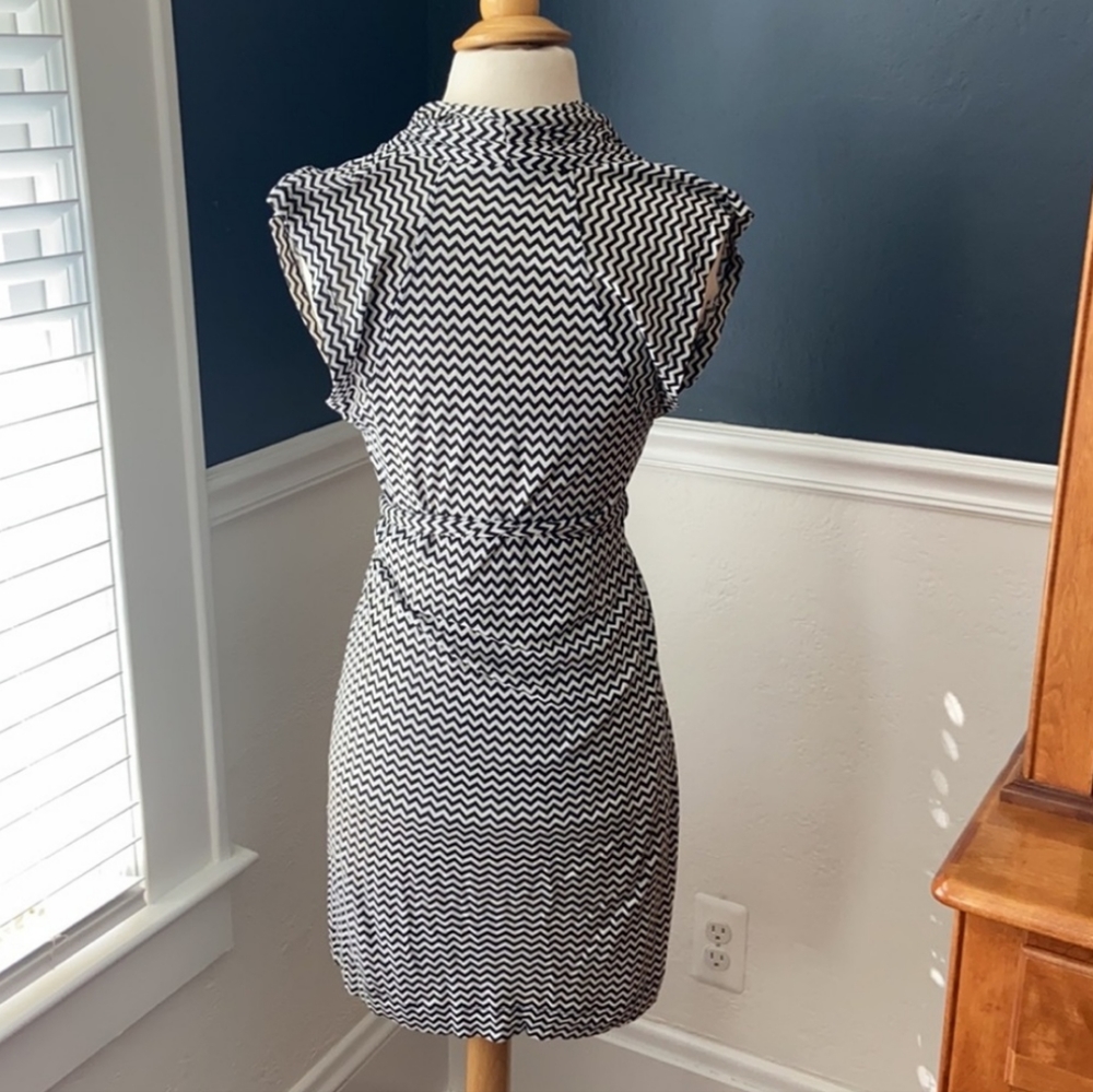 Black and White French Connection Dress with Tie - Picture 3 of 8